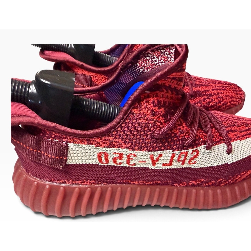 Yeezy 350 V2 Cmpct Red DS Mens Size 9.5 Lace Up Sneakers Shoes